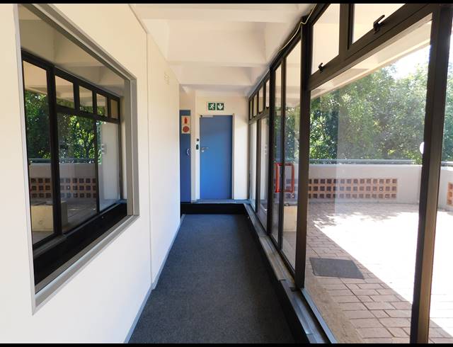 275M² OFFICE TO LET IN FERNDALE